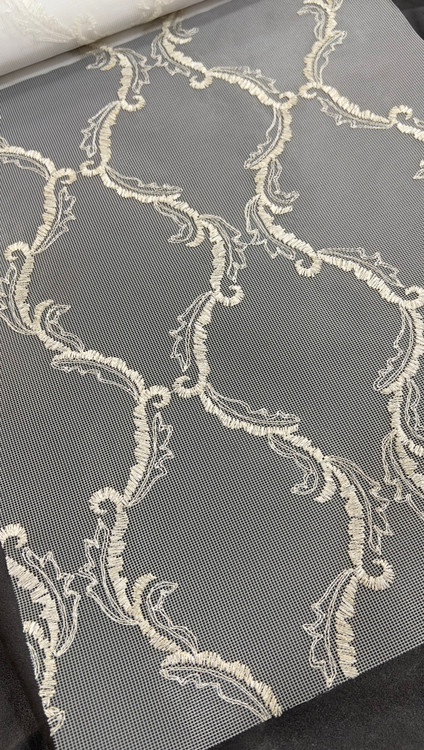 پرده شید دو مکانیزه گلدوزی کرم