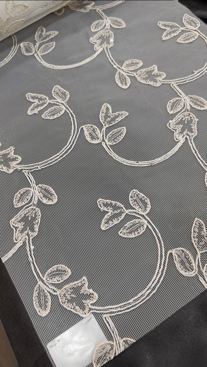 پرده شید گلدوزی طرح دارturk