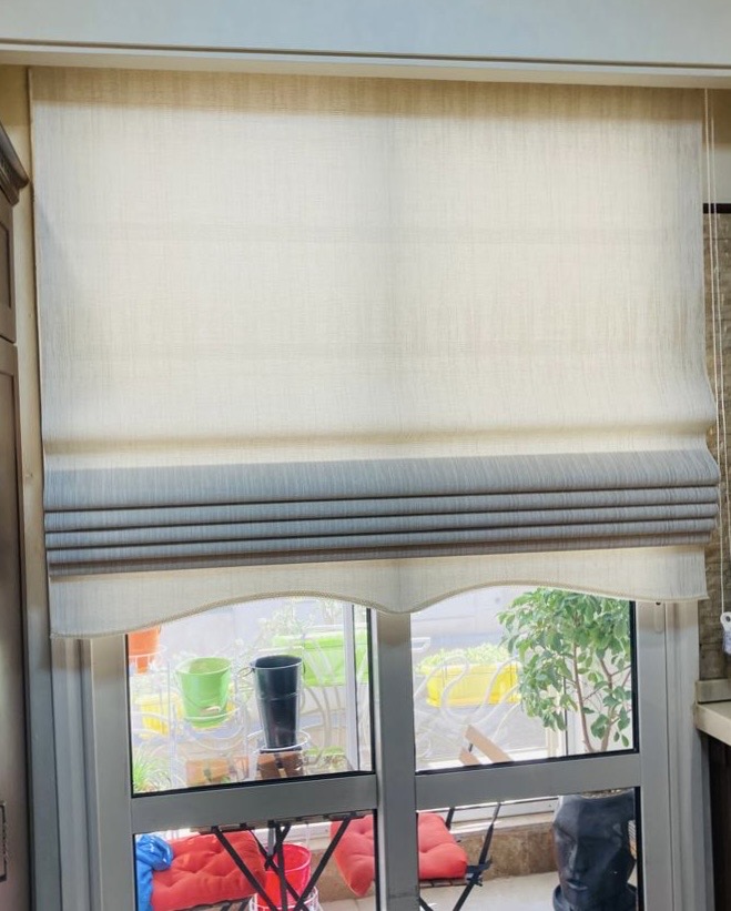 پرده شید  رومن پله ای راه ریز کرم