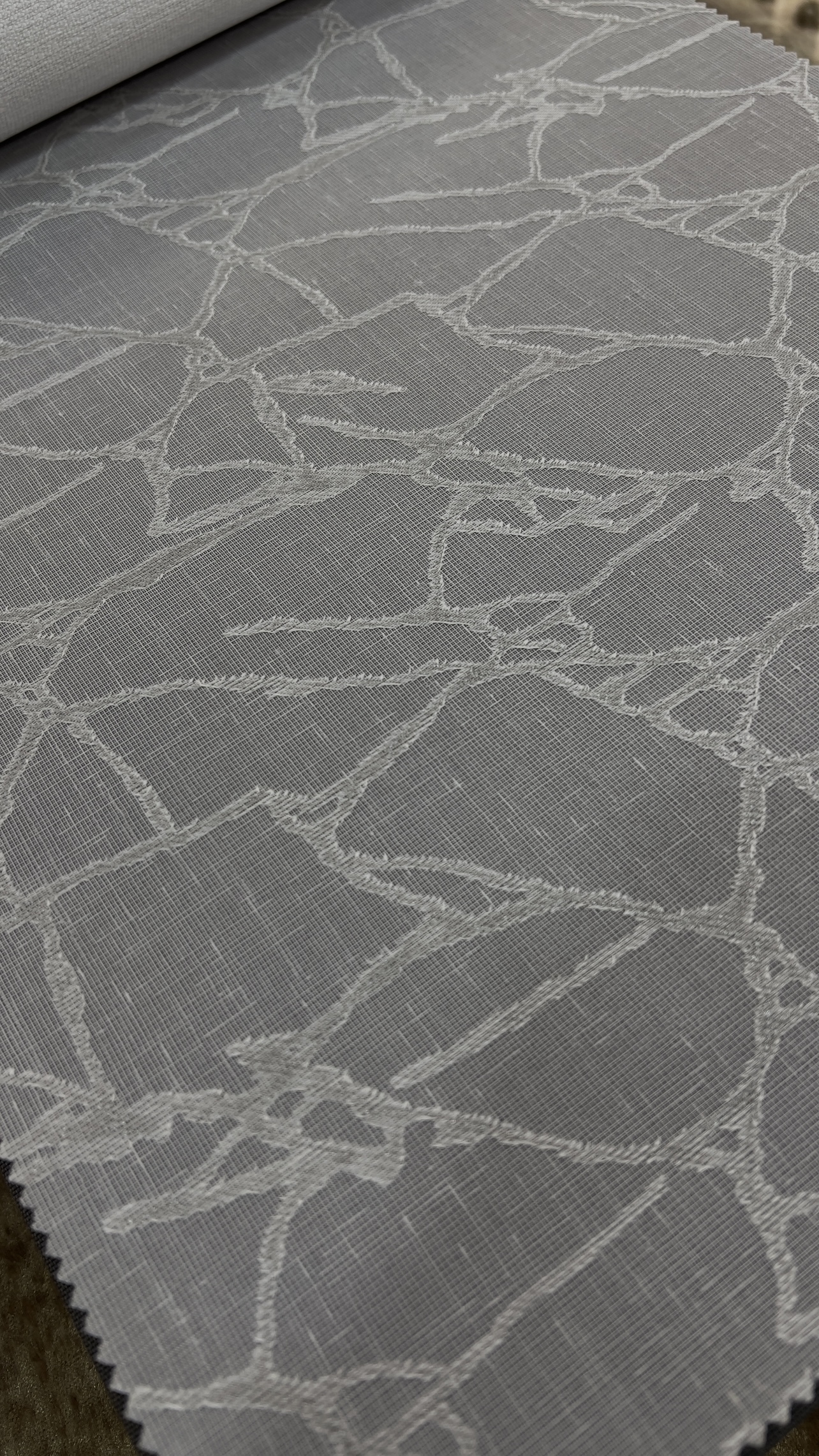 پرده شید دو منظوره ترک