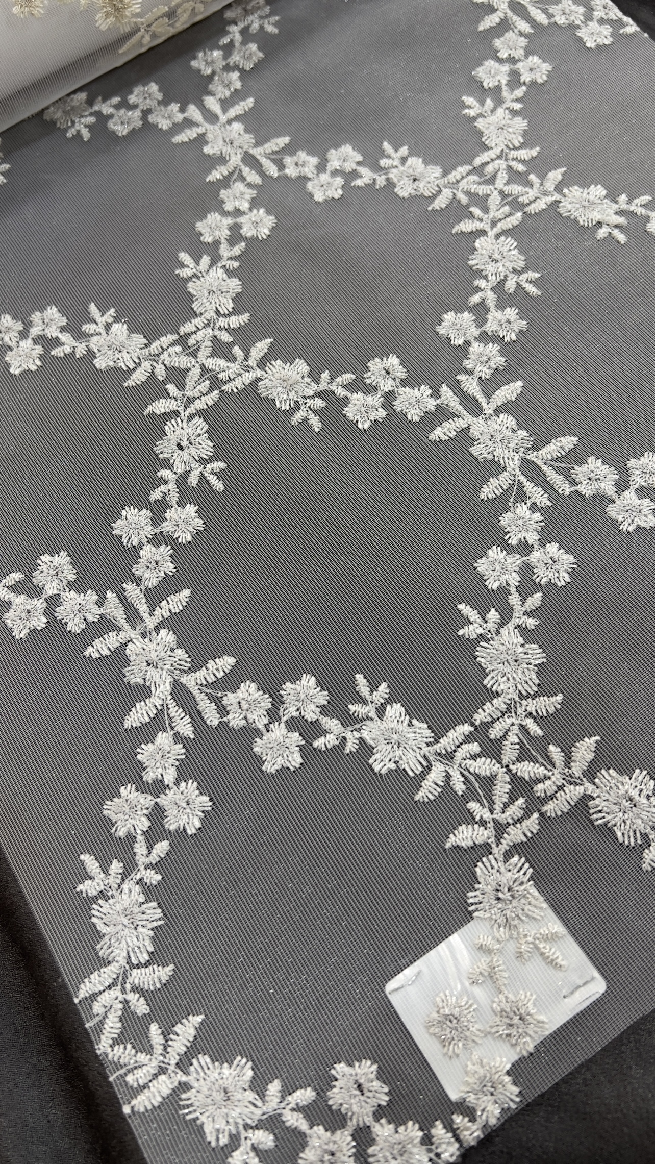 پرده شید  گلدوزی استر دار ترک