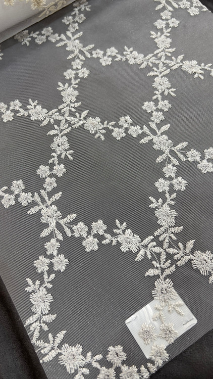 پرده شید گلدوزی استر دار ترک