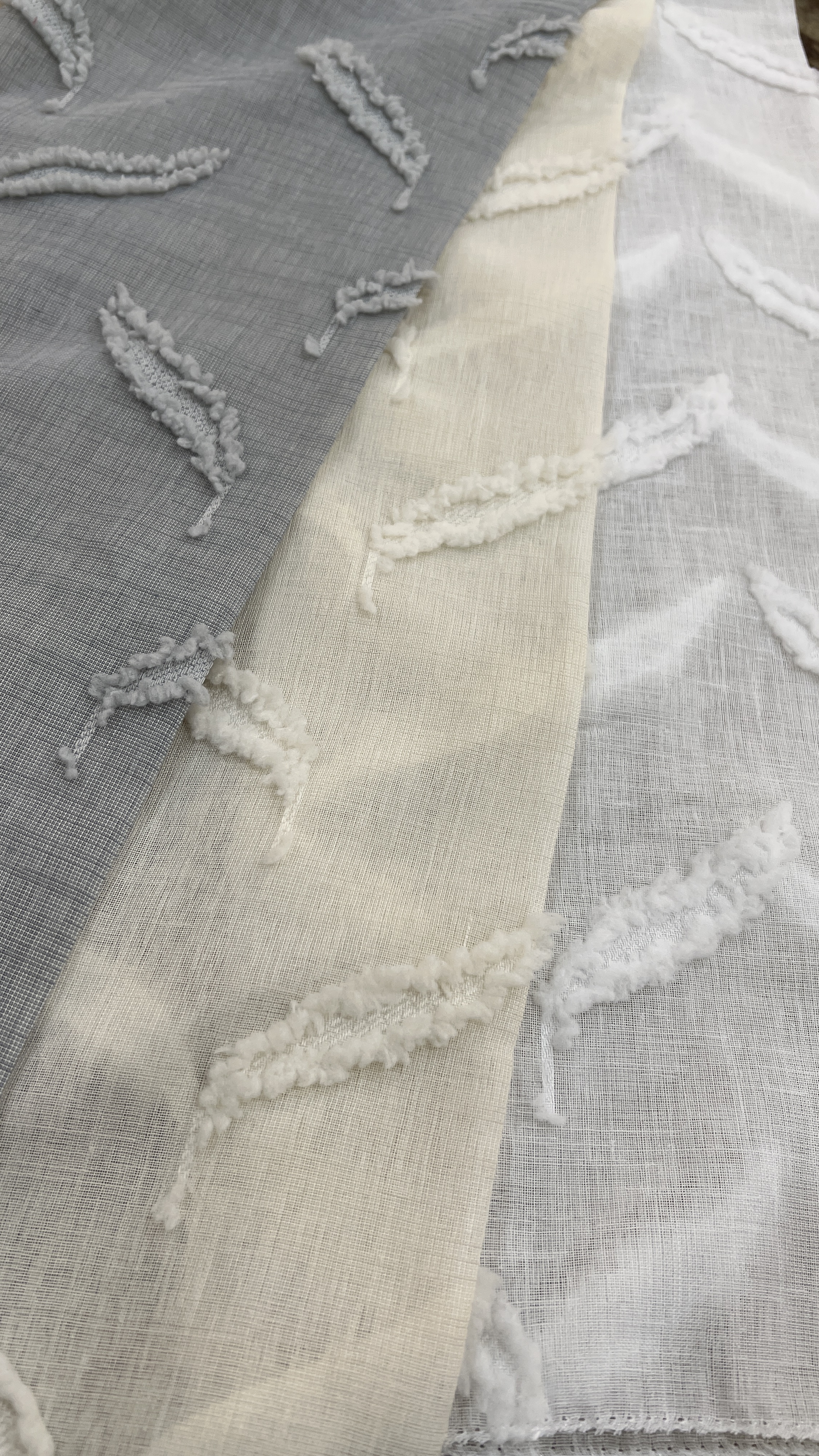 پرده کتان طرح دار برجسته در رنگبندی