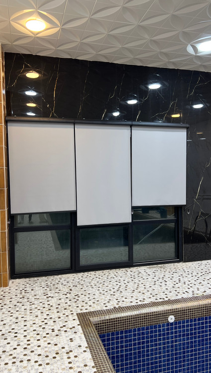 پرده شید بلک اوت استخری کار ترکturk